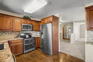 6894 W Chatfield Ln, Littleton, CO 80125 - Photo 9