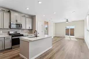 9463 Yampa Ct, Commerce City, CO 80022 - Photo 7