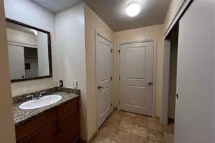 925 N Lincoln Street, Denver, CO 80203 - Photo 23