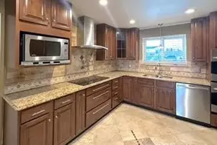 2331 S Holly Pl, Denver, CO 80222 - Photo 5