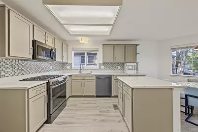 12545 Dale Court, Broomfield, CO 80020 - Photo 9