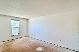 218 Madison Dr, Bennett, CO 80102 - Photo 11