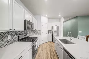 21209 E Princeton Pl, Aurora, CO 80013 - Photo 5