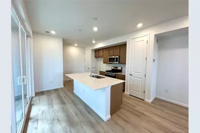 6641 N Netherland Street, Aurora, CO 80019 - Photo 3