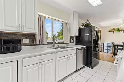 3397 W Tanforan Drive, Englewood, CO 80110 - Photo 9