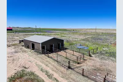 45425 Wolf Creek Drive, Bennett, CO 80102 - Photo 47