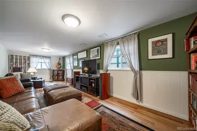 429 Newark Street, Aurora, CO 80010 - Photo 27