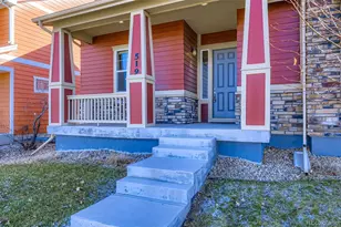 519 Deerwood Dr, Longmont, CO 80504 - Photo 3