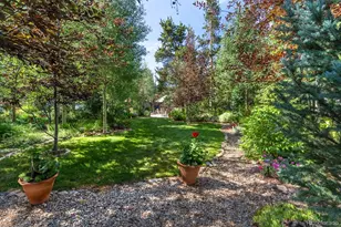 717 Lake Ave, Grand Lake, CO 80447 - Photo 9