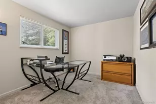 1716 S Newark Ct, Aurora, CO 80012 - Photo 23