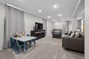 1716 S Newark Ct, Aurora, CO 80012 - Photo 33