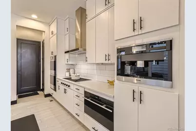 21418 E 61st Drive, Aurora, CO 80019 - Photo 13