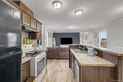 435 N 35th Avenue, Greeley, CO 80631 - Photo 17