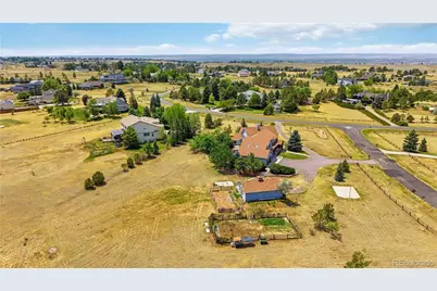 8124 S Ireland Way, Aurora, CO 80016 - Photo 49