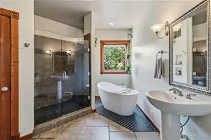 8124 S Ireland Way, Aurora, CO 80016 - Photo 29
