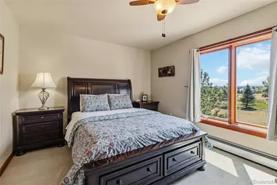 8124 S Ireland Way, Aurora, CO 80016 - Photo 35