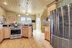 120 Nevava St, Hot Sulphur Springs, CO 80451 - Photo 11