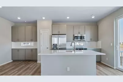628 Wagon Wheel Way, Bennett, CO 80102 - Photo 5