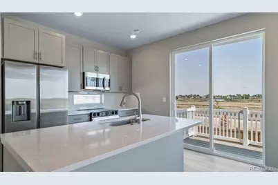 628 Wagon Wheel Way, Bennett, CO 80102 - Photo 3