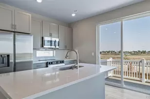 628 Wagon Wheel Wy, Bennett, CO 80102 - Photo 3