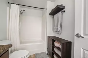 100 Park Ave W, Denver, CO 80205 - Photo 31
