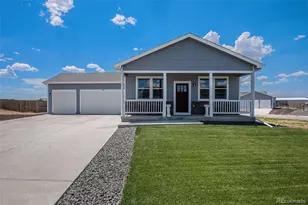 54 S 4th Pl, Deer Trail, CO 80105 - Photo 1