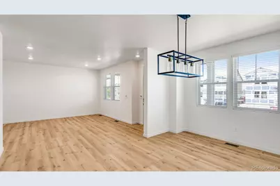 696 N Tempe Street, Aurora, CO 80018 - Photo 9