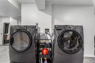 2039 Espana Way, Aurora, CO 80011 - Photo 33