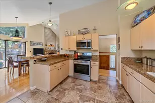 1013 Arrow Wood Dr, Golden, CO 80401 - Photo 17
