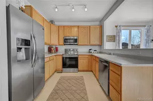 1172 S Coolidge Cir, Aurora, CO 80018 - Photo 15