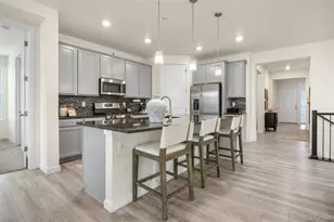 1056 S Elk Way, Aurora, CO 80018 - Photo 13