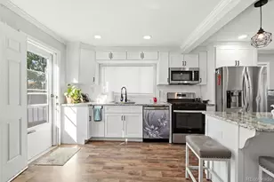 5820 Rose Ln, Commerce City, CO 80022 - Photo 9