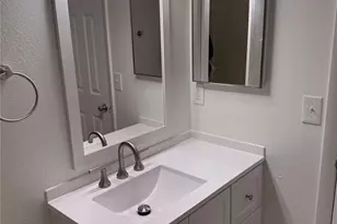 841 S Uravan Ct, Aurora, CO 80017 - Photo 13