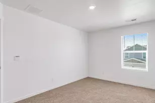 381 N Bersshine St, Watkins, CO 80137 - Photo 15