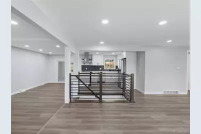 951 E 10th Avenue, Broomfield, CO 80020 - Photo 9