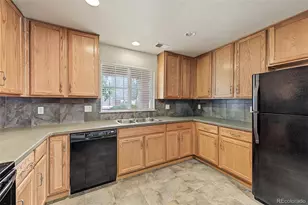 1167 S Richfield Ct, Aurora, CO 80017 - Photo 13