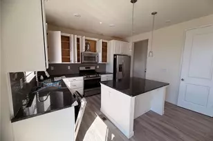 9401 Salida St, Commerce City, CO 80022 - Photo 15