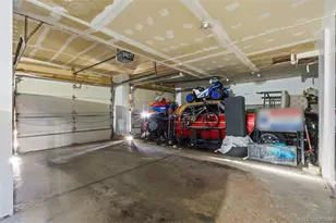 1342 S Cathay Ct, Aurora, CO 80017 - Photo 11