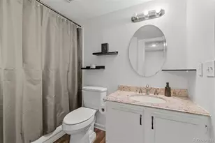 1342 S Cathay Ct, Aurora, CO 80017 - Photo 5