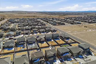 25562 E Bayaud Pl, Aurora, CO 80018 - Photo 23