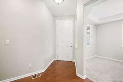 4956 S Tempe Way, Aurora, CO 80015 - Photo 5