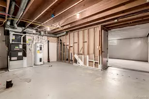 135 S Eagle Cir, Aurora, CO 80012 - Photo 27