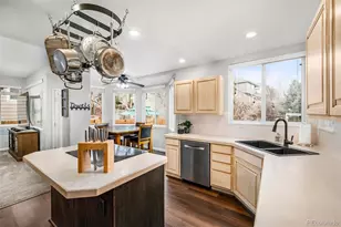 18917 E Low Cir, Aurora, CO 80015 - Photo 7