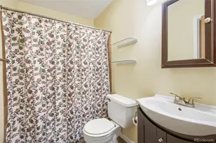 1850 S Truckee Way, Aurora, CO 80017 - Photo 11