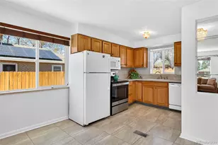 8165 W 17th Ave, Lakewood, CO 80214 - Photo 7