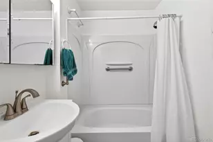 8165 W 17th Ave, Lakewood, CO 80214 - Photo 17