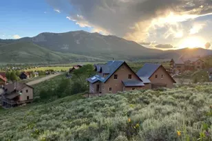 78 Janet Pl, Crested Butte, CO 81224 - Photo 1