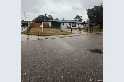 3090 Worchester Street, Aurora, CO 80011 - Photo 3