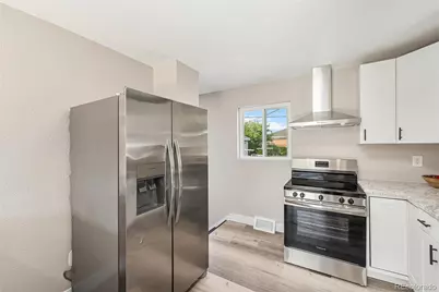 7000 Avrum Drive, Denver, CO 80221 - Photo 5