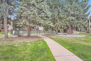 2231 S Vaughn Way, Aurora, CO 80014 - Photo 29